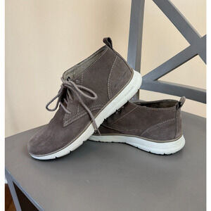 Eddie Bauer Women's Atlas Cloudline Chukka Desert Boot Suede Brown Size 7 US